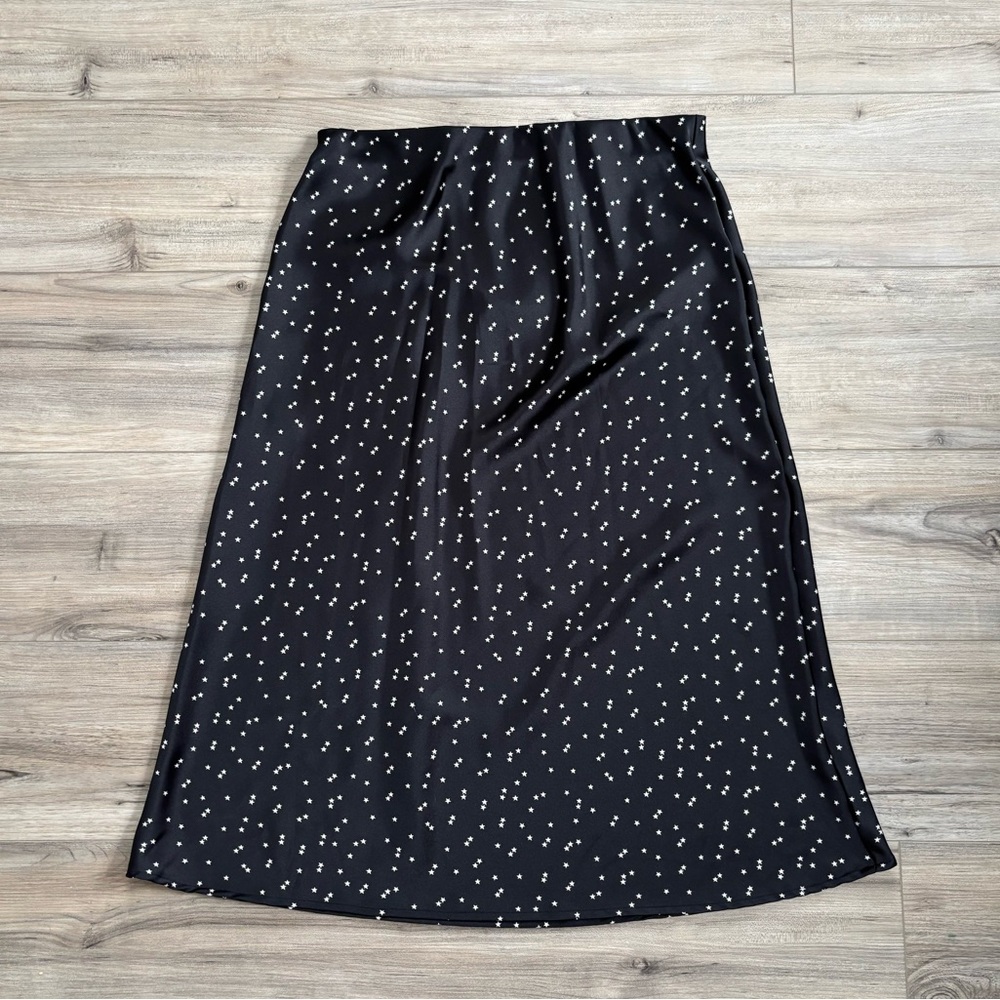 Black silk midi skirt 30”  size L